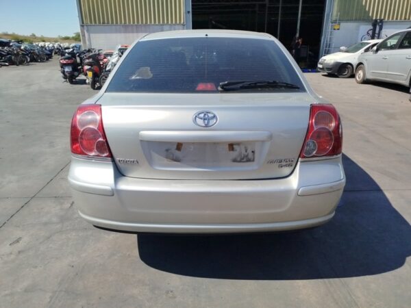 CONDENSADOR / RADIADOR  AIRE ACONDICIONADO TOYOTA AVENSIS BERLINA - Imagen 5