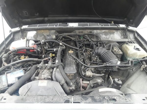 TRANSMISION DELANTERA DERECHA JEEP CHEROKEE