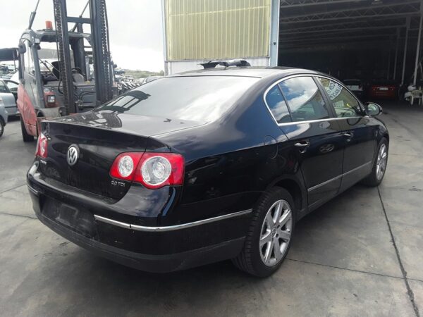 MODULO ELECTRONICO VOLKSWAGEN PASSAT BERLINA - Imagen 6