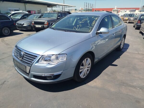 CERRADURA PUERTA DELANTERA DERECHA VOLKSWAGEN PASSAT BERLINA - Imagen 8