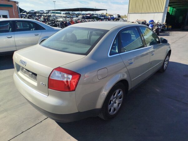 FARO DERECHO AUDI A4 BERLINA - Imagen 4