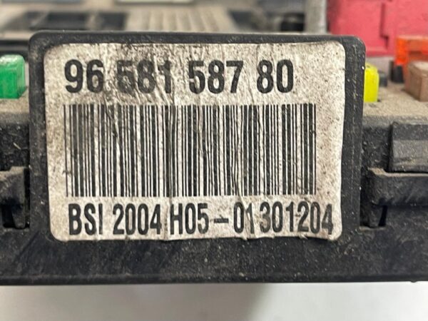 CAJA RELES / FUSIBLES CITROEN C4 BERLINA - Imagen 3