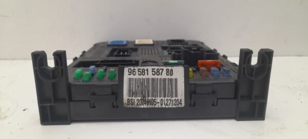 CAJA RELES / FUSIBLES CITROEN C5 BERLINA - Imagen 2
