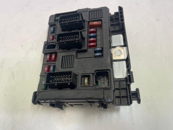 CAJA RELES / FUSIBLES CITROEN C5 BERLINA - Imagen 2