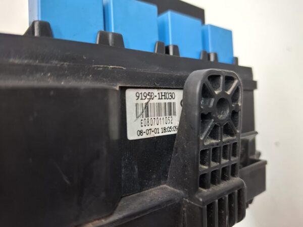 CAJA RELES / FUSIBLES HYUNDAI I30CW - Imagen 2