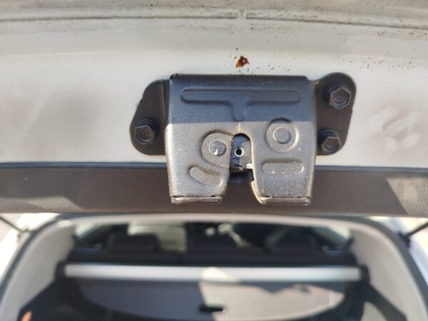 CERRADURA MALETERO / PORTON KIA SPORTAGE
