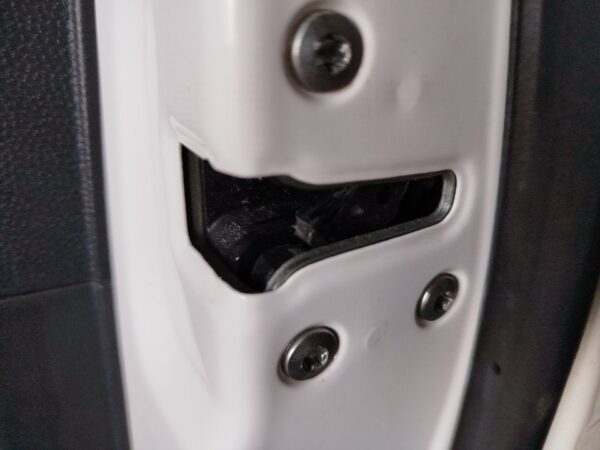 CERRADURA PUERTA DELANTERA DERECHA HYUNDAI IX35