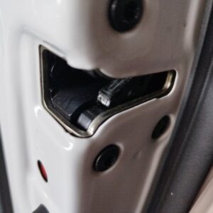 CERRADURA PUERTA TRASERA DERECHA  HYUNDAI I40