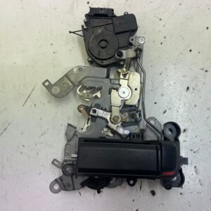 CERRADURA PUERTA TRASERA DERECHA  MAZDA 5 BERL.