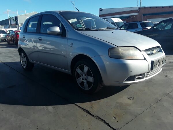 FARO DERECHO CHEVROLET KALOS - Imagen 12