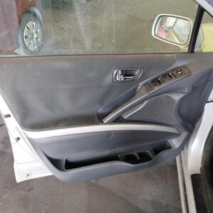 ELEVALUNAS DELANTERO IZQUIERDO TOYOTA COROLLA VERSO