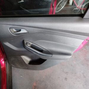 ELEVALUNAS TRASERO DERECHO FORD FOCUS TURN.