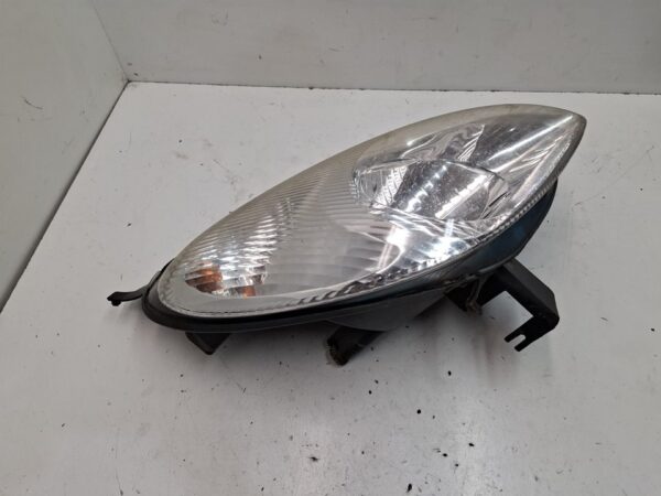 FARO DERECHO CITROEN XSARA PICASSO - Imagen 4