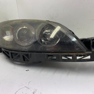 FARO DERECHO MAZDA 3 BERLINA