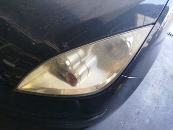FARO IZQUIERDO MITSUBISHI COLT BERLINA 5