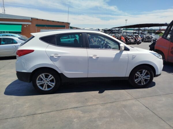 PARAGOLPES TRASERO HYUNDAI IX35 - Imagen 5