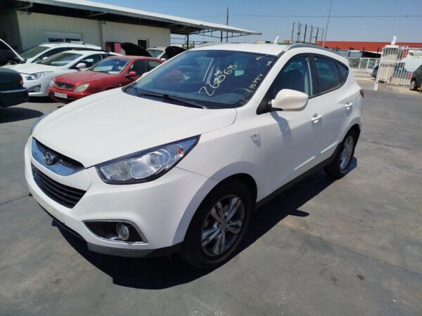 PARAGOLPES TRASERO HYUNDAI IX35 - Imagen 10