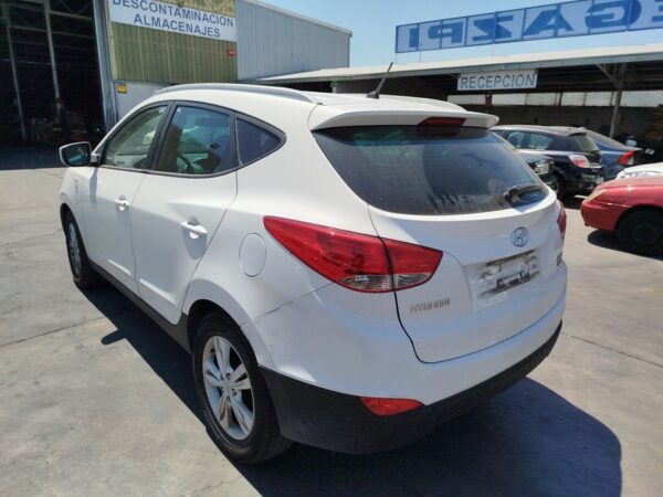 PARAGOLPES TRASERO HYUNDAI IX35 - Imagen 11