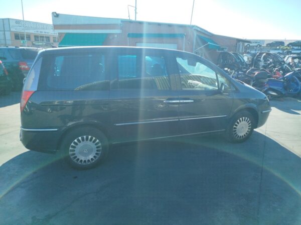 PARAGOLPES TRASERO LANCIA PHEDRA - Imagen 5