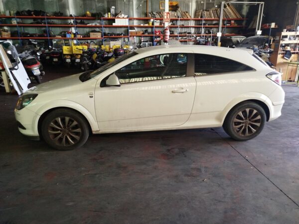 BOMBA DIRECCION OPEL ASTRA GTC - Imagen 8