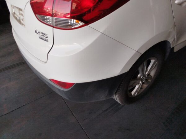 PARAGOLPES TRASERO HYUNDAI IX35 - Imagen 2