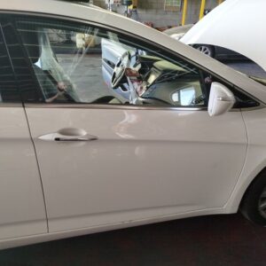 PUERTA DELANTERA DERECHA HYUNDAI I40