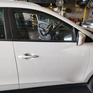 PUERTA DELANTERA DERECHA HYUNDAI IX35