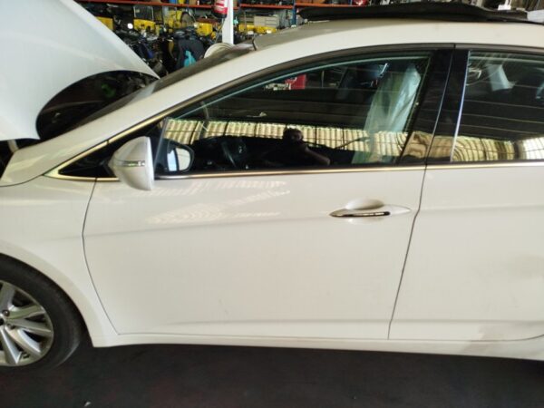 PUERTA DELANTERA IZQUIERDA HYUNDAI I40