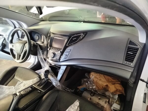 SALPICADERO HYUNDAI I40 - Imagen 2