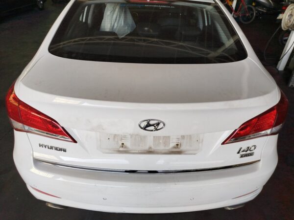 TAPA MALETERO HYUNDAI I40