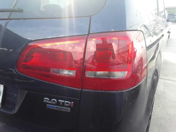 PILOTO TRASERO DERECHO VOLKSWAGEN SHARAN (7N1)