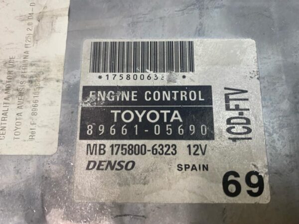 CENTRALITA MOTOR UCE TOYOTA AVENSIS BERLINA (T25)