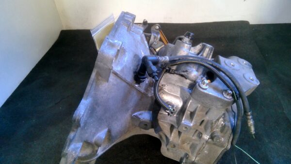 CAJA CAMBIOS OPEL CORSA D