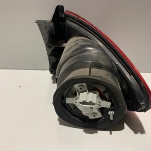 PILOTO TRASERO IZQUIERDO SEAT ALTEA (5P1)