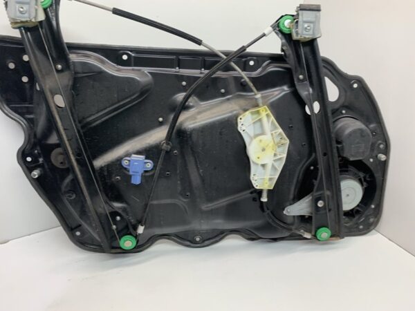 ELEVALUNAS DELANTERO DERECHO VOLKSWAGEN PASSAT BERLINA (3C2)