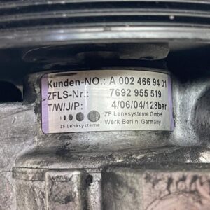 BOMBA DIRECCION MERCEDES-BENZ CLASE E (BM 210) BERLINA