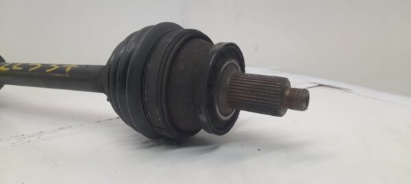 TRANSMISION DELANTERA IZQUIERDA VOLKSWAGEN POLO IV (9N3)
