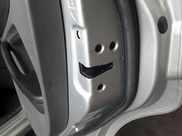 CERRADURA PUERTA TRASERA DERECHA FORD FOCUS SPORTBREAK (CB4)
