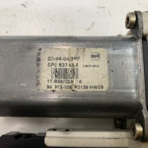 MOTOR ELEVALUNAS DELANTERO DERECHO SEAT ALTEA (5P1)