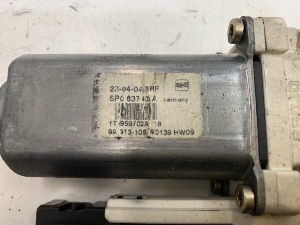MOTOR ELEVALUNAS DELANTERO DERECHO SEAT ALTEA (5P1)