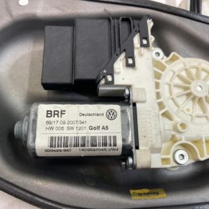 ELEVALUNAS TRASERO DERECHO VOLKSWAGEN GOLF V (1K1)(10.2003)