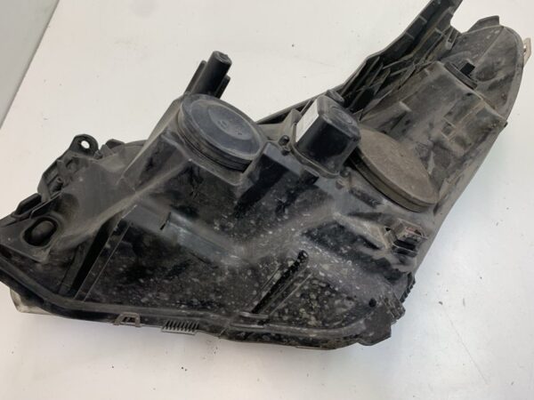 FARO DERECHO OPEL ASTRA H GTC