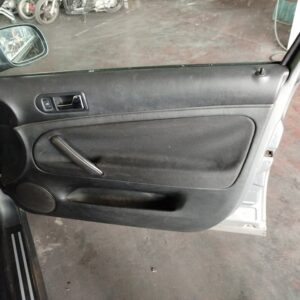 ELEVALUNAS DELANTERO DERECHO VOLKSWAGEN PASSAT BERLINA (3B3)