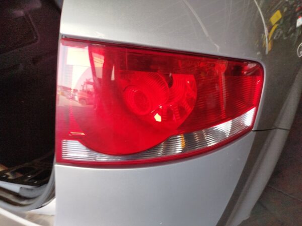 PILOTO TRASERO DERECHO SEAT ALTEA XL (5P5)