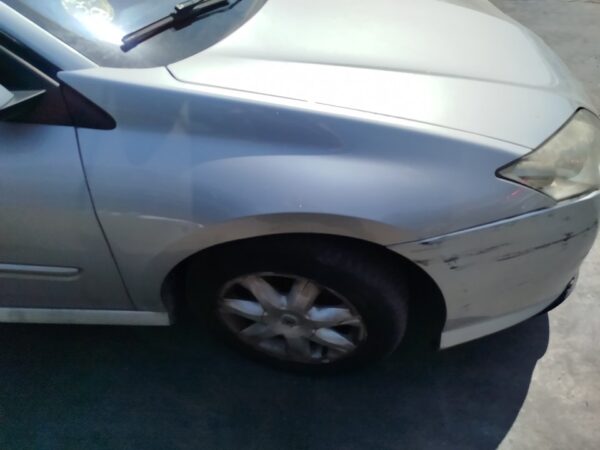 ALETA DELANTERA DERECHA RENAULT LAGUNA III BERLINA