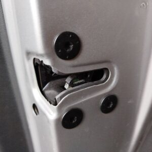 CERRADURA PUERTA TRASERA DERECHA RENAULT LAGUNA III BERLINA