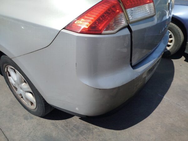 PARAGOLPES TRASERO RENAULT LAGUNA III BERLINA
