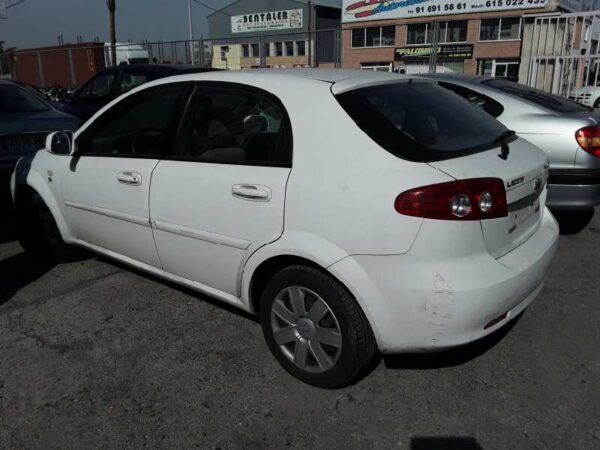 FARO IZQUIERDO CHEVROLET LACETTI - Imagen 4