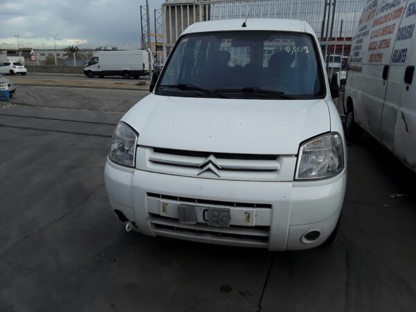CAJA RELES / FUSIBLES CITROEN BERLINGO - Imagen 2