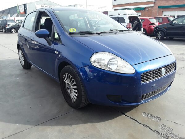 RETROVISOR DERECHO FIAT GRANDE PUNTO (199) - Imagen 2